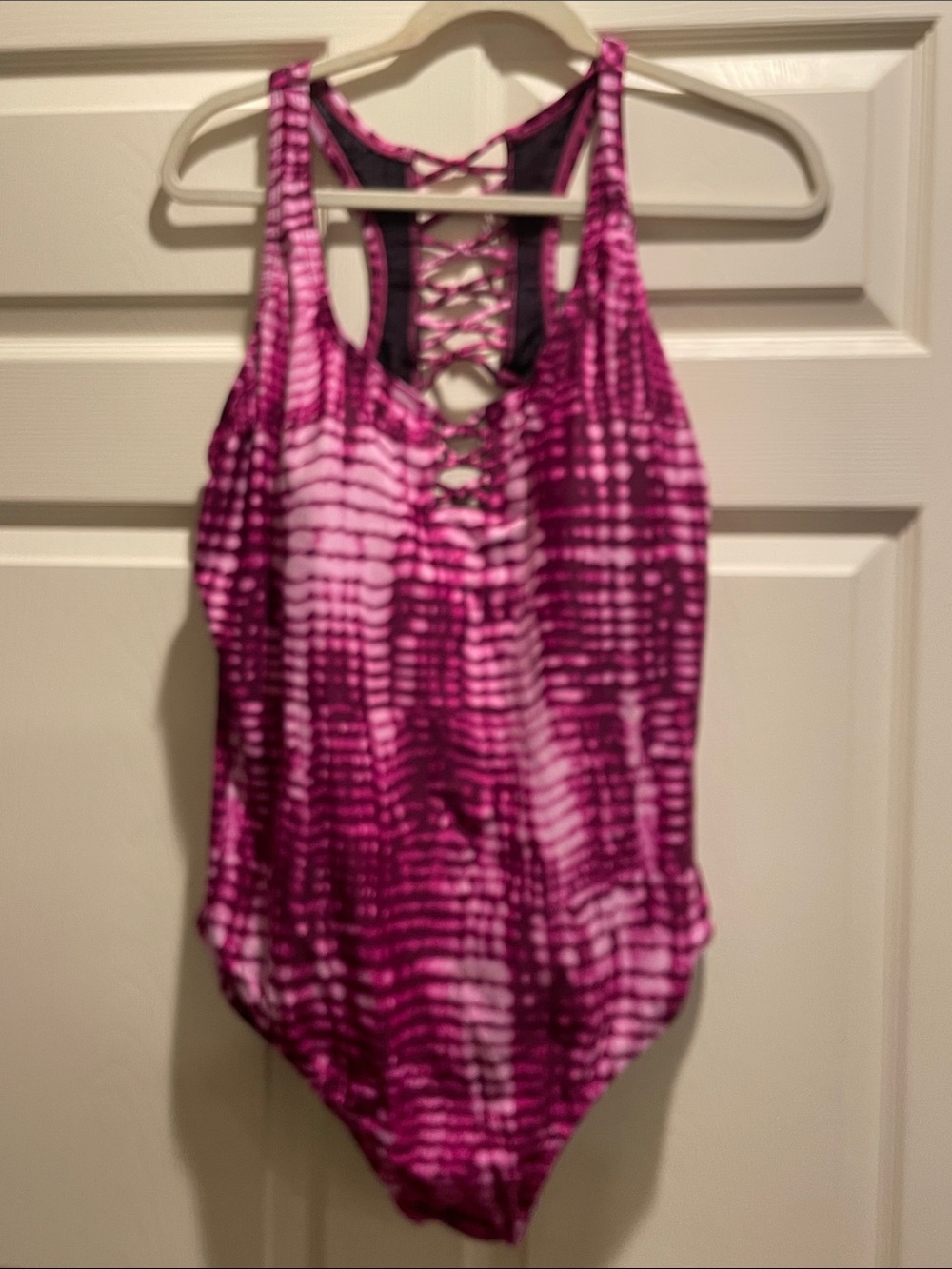 Speedo Pink Tie-Dye One-Piece Swimsuit with lattice Up Back. Size 18